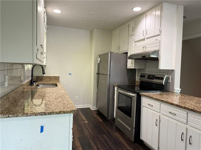 8439 Lake Drive, Snellville, GA 30039