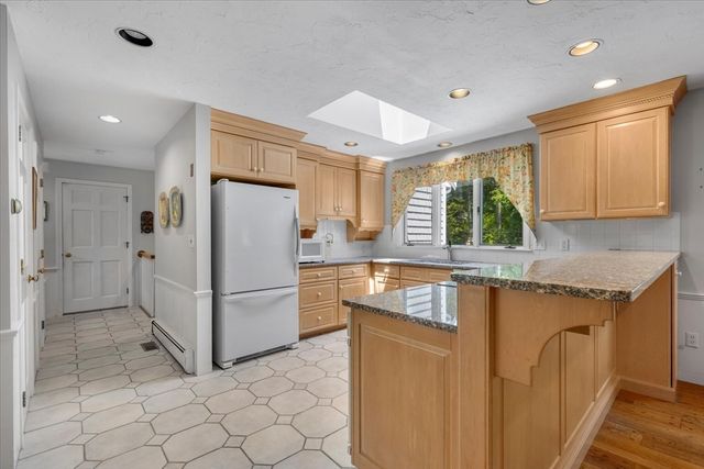 175 Hickory Hill Circle, Barnstable, MA 02655