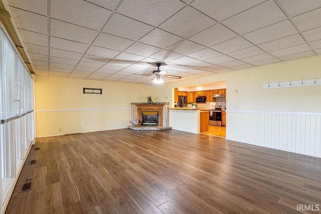 7001 Monroe Avenue, Evansville, IN 47715
