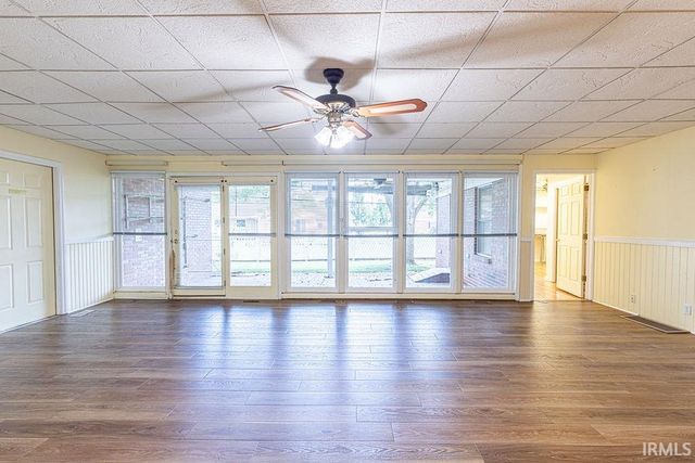 7001 Monroe Avenue, Evansville, IN 47715