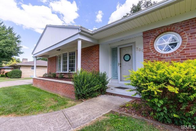 7001 Monroe Avenue, Evansville, IN 47715