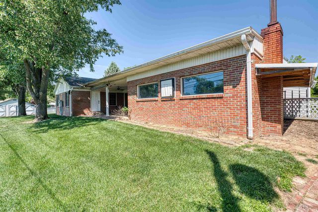 7001 Monroe Avenue, Evansville, IN 47715