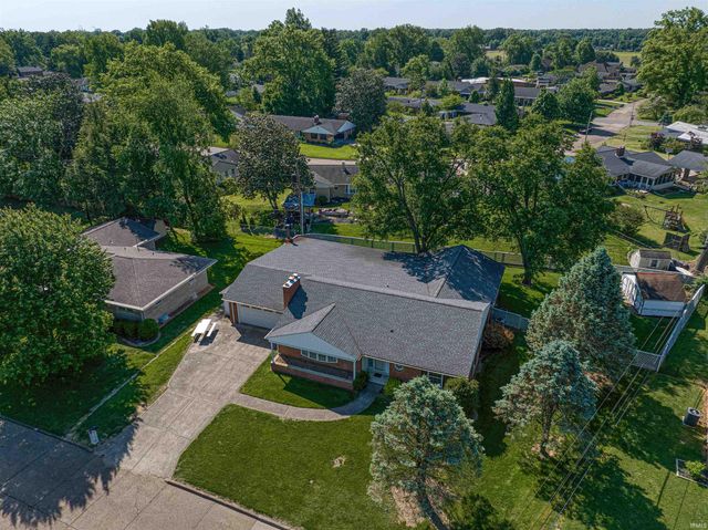 7001 Monroe Avenue, Evansville, IN 47715
