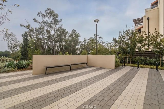 1530 E Thompson Boulevard, Ventura, CA 93001