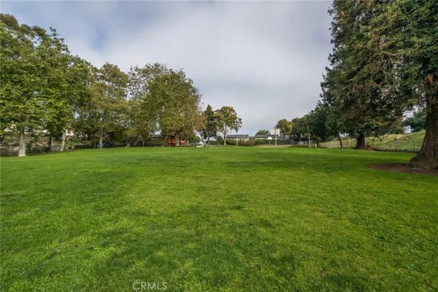 1530 E Thompson Boulevard, Ventura, CA 93001