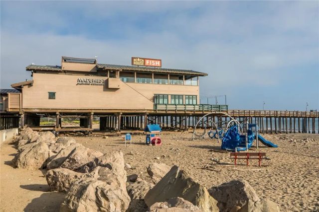 1530 E Thompson Boulevard, Ventura, CA 93001