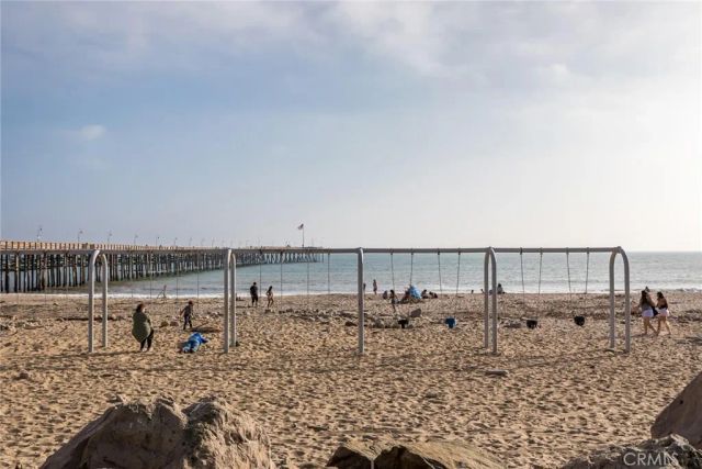 1530 E Thompson Boulevard, Ventura, CA 93001