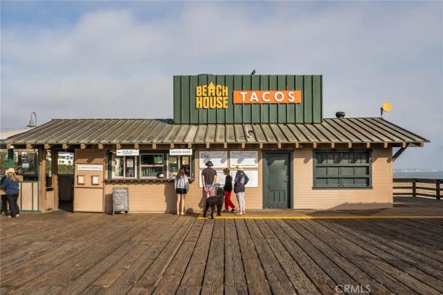 1530 E Thompson Boulevard, Ventura, CA 93001