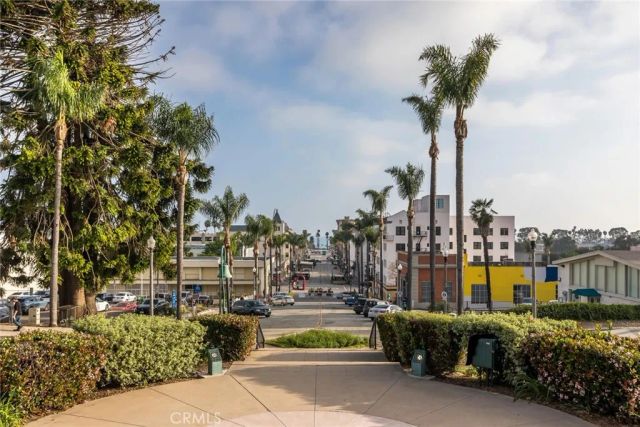 1530 E Thompson Boulevard, Ventura, CA 93001