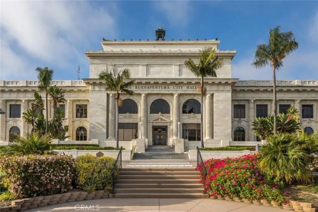 1530 E Thompson Boulevard, Ventura, CA 93001