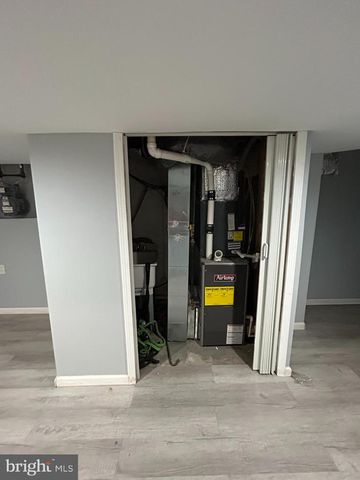 549 E SANGER ST, Philadelphia, PA 19120