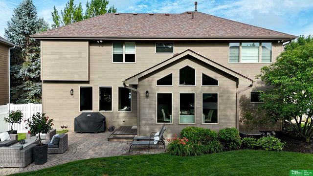 3811 S 194 Street, Omaha, NE 68130