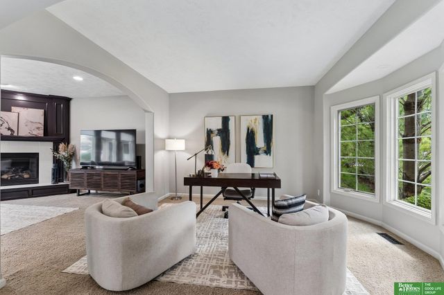 3811 S 194 Street, Omaha, NE 68130