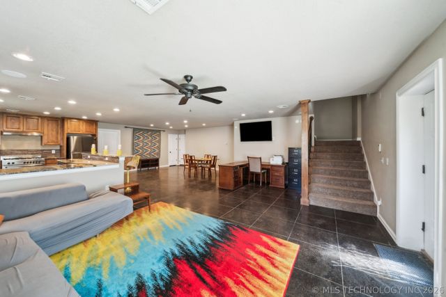 16042 S 97th West Avenue, Sapulpa, OK 74066