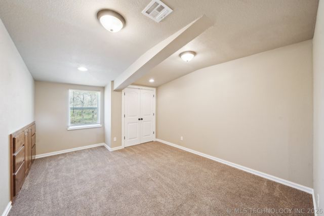 16042 S 97th West Avenue, Sapulpa, OK 74066