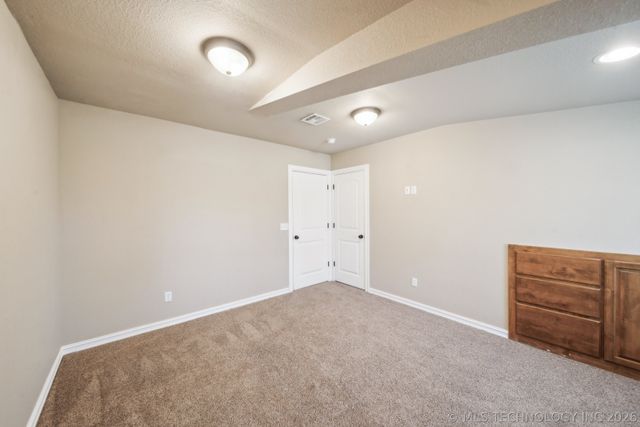 16042 S 97th West Avenue, Sapulpa, OK 74066