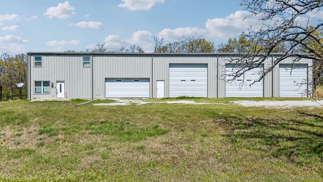 16042 S 97th West Avenue, Sapulpa, OK 74066