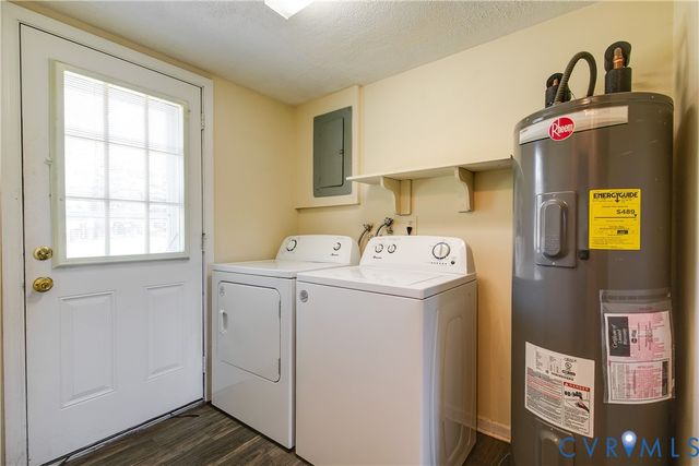 9275 Rappahannock Trl, Ashland, VA 23005