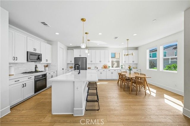 32017 Radiant Drive, Temecula, CA 92591