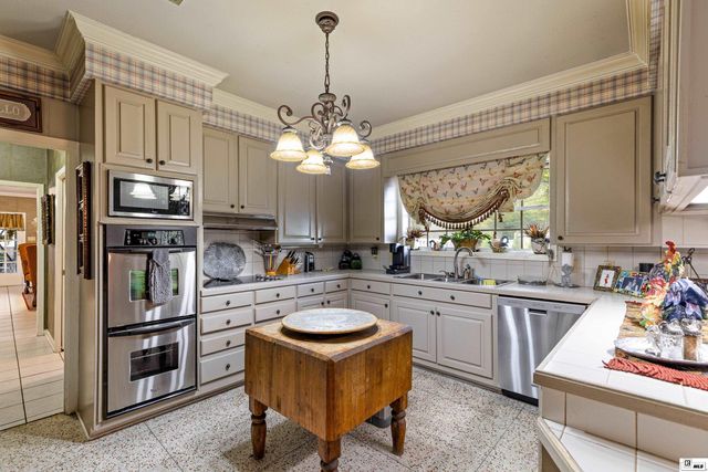 162 SHADY LANE, Delhi, LA 71232