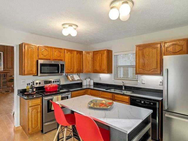 13347 Pandora Circle, Dallas, TX 75238