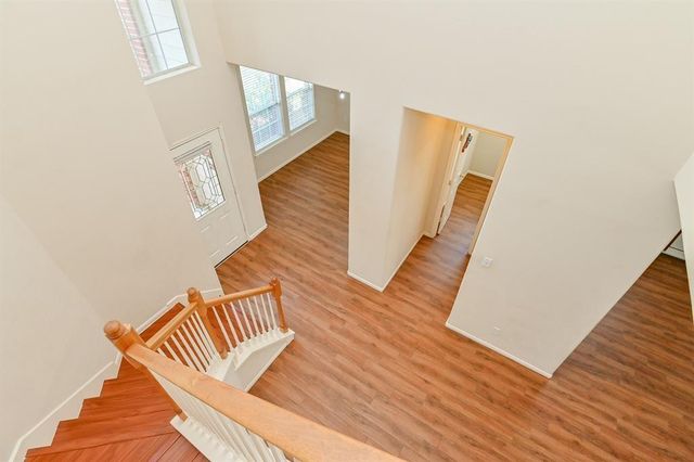 1030 Riverwood Drive, Dickinson, TX 77539