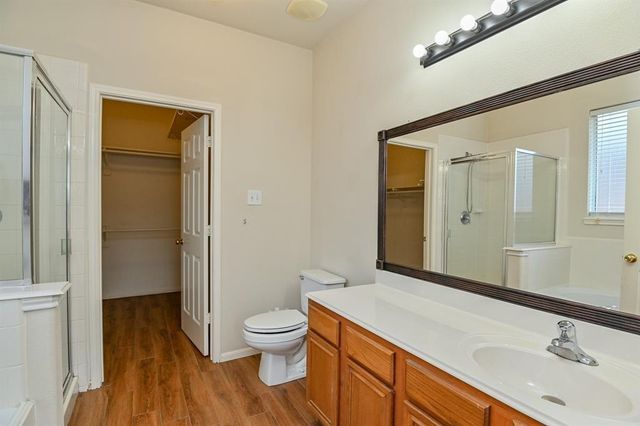 1030 Riverwood Drive, Dickinson, TX 77539