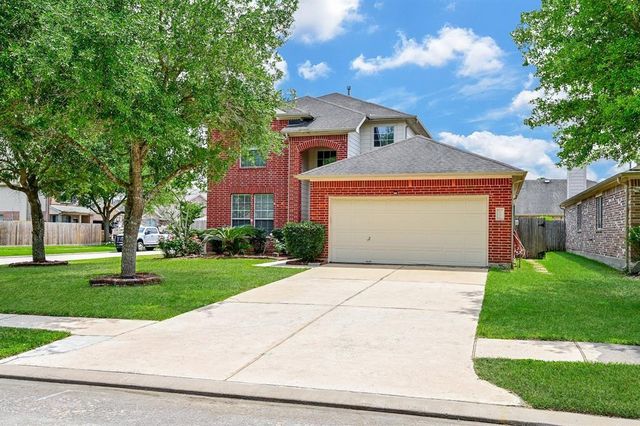 1030 Riverwood Drive, Dickinson, TX 77539