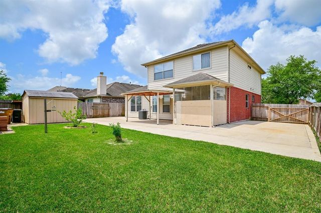 1030 Riverwood Drive, Dickinson, TX 77539