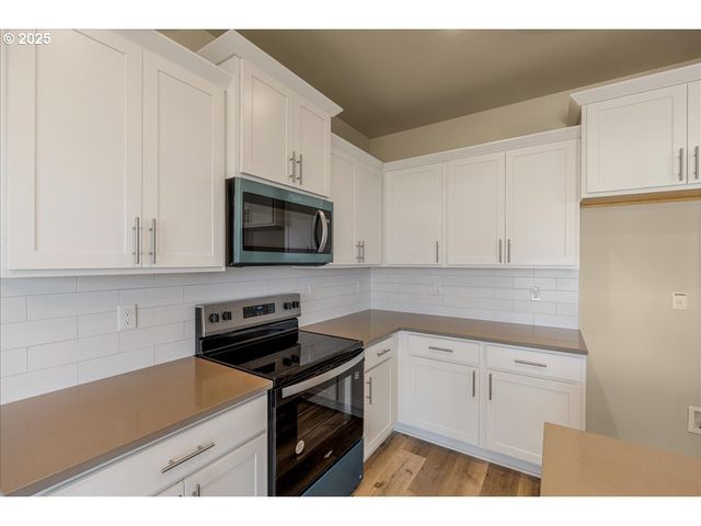 410 S Elm St, Yamhill, OR 97148