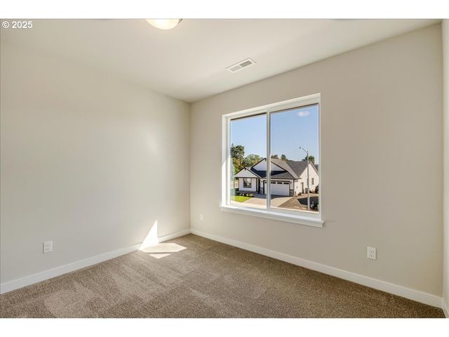 410 S Elm St, Yamhill, OR 97148