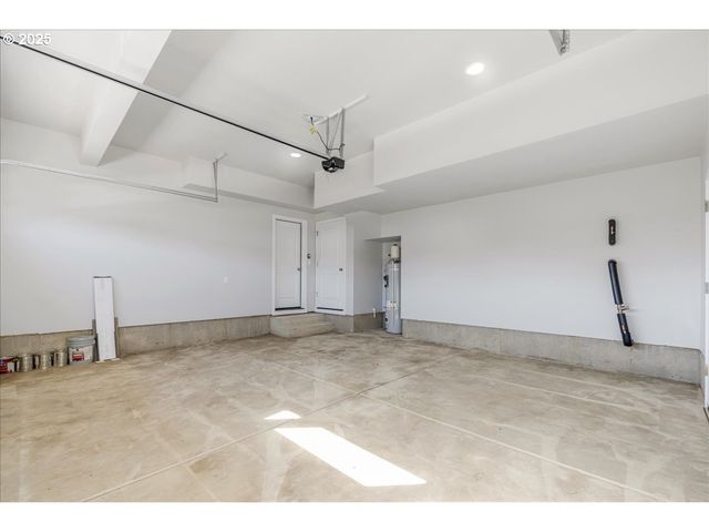 410 S Elm St, Yamhill, OR 97148