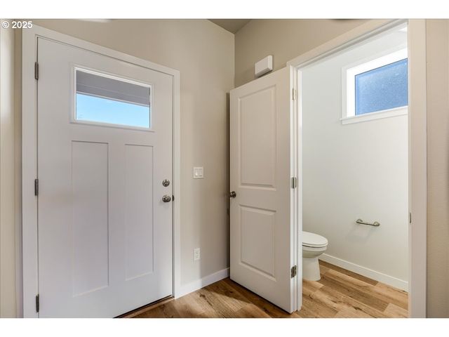 410 S Elm St, Yamhill, OR 97148