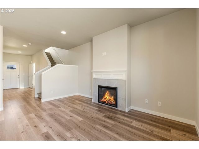 410 S Elm St, Yamhill, OR 97148