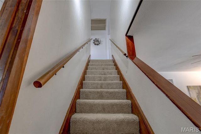 133 E Alton Avenue, East Alton, IL 62024