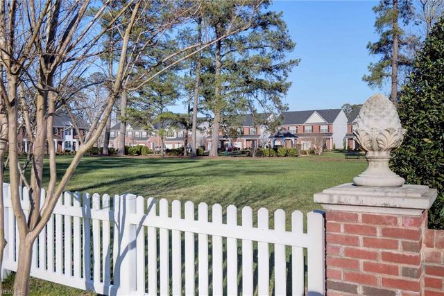 225 Quarterpath RD, Williamsburg, VA 23185