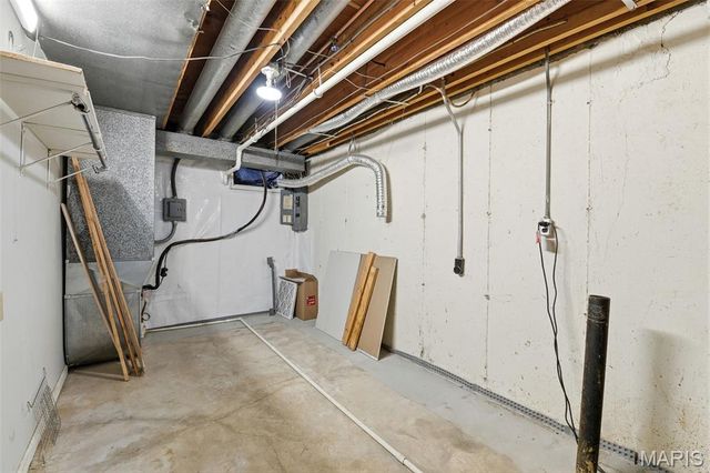 12300 Rossridge Court, Unincorporated, MO 63146