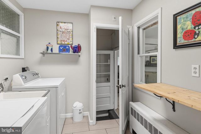 11 FRANKLIN AVE, Flourtown, PA 19031