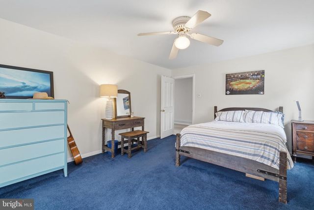 11 FRANKLIN AVE, Flourtown, PA 19031