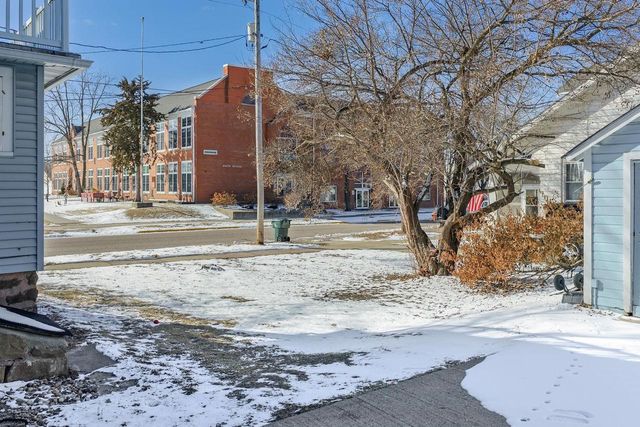 246 S Pine Street, Reedsburg, WI 53959