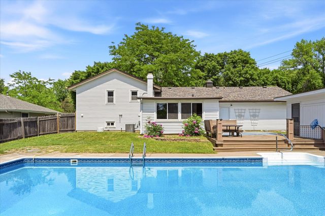 8142 Homestead Avenue S, Cottage Grove, MN 55016