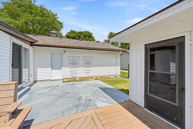8142 Homestead Avenue S, Cottage Grove, MN 55016