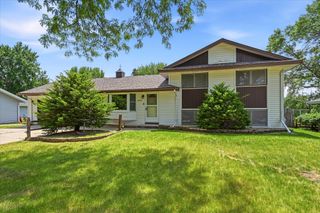 8142 Homestead Avenue S, Cottage Grove, MN 55016