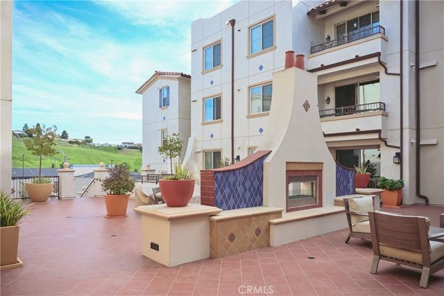 627 Deep Valley Dr PH615, Rolling Hills Estates, CA 90274