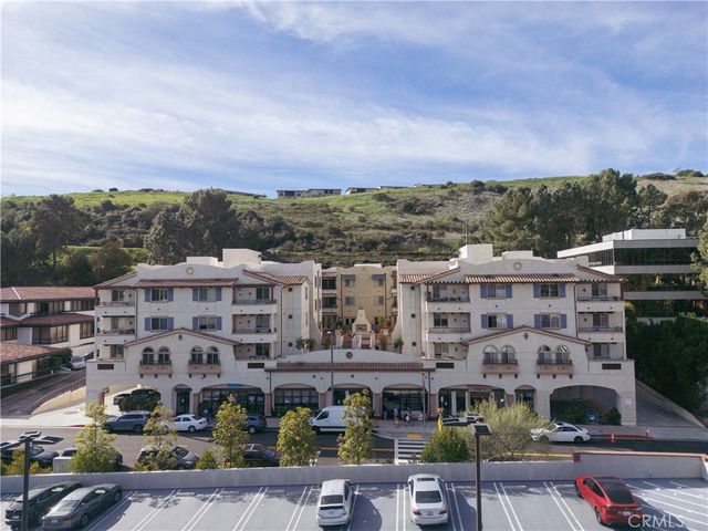 627 Deep Valley Dr PH615, Rolling Hills Estates, CA 90274