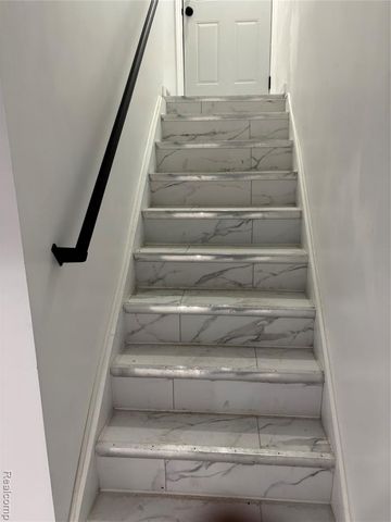 16814 San Juan San Juan Drive, Detroit, MI 48221