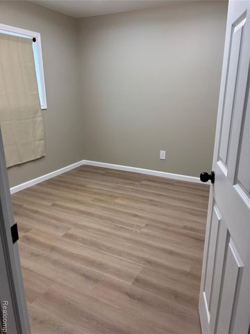 16814 San Juan San Juan Drive, Detroit, MI 48221