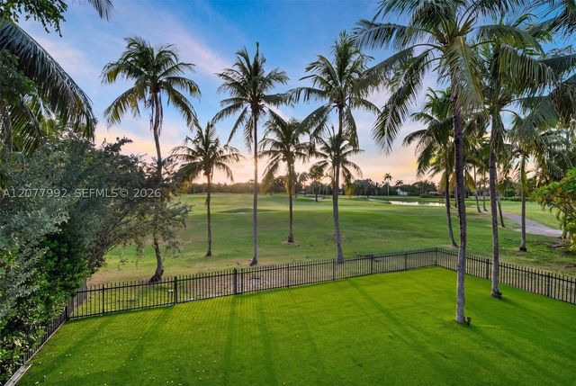 5170 La Gorce Dr, Miami Beach, FL 33140