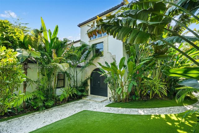 5170 La Gorce Dr, Miami Beach, FL 33140
