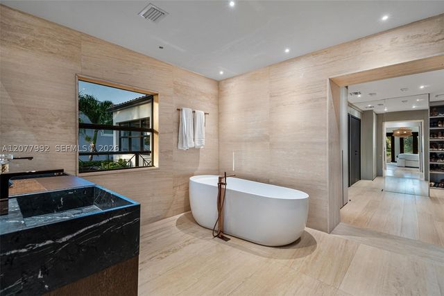 5170 La Gorce Dr, Miami Beach, FL 33140